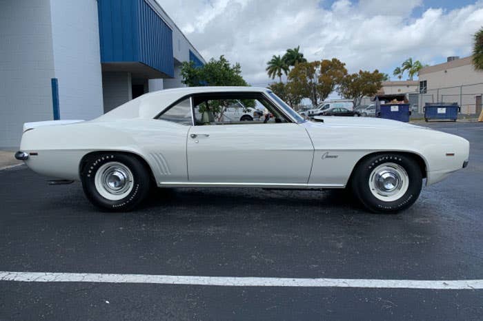 1969_chevrolet_camaro_4c5ec7ba-d18e-4c42-9240-c5b222e26e9c-89151-copy.jpg